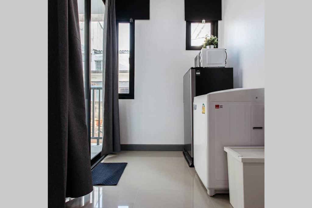 Апартаменты P4 Silom Large 2Beds Full Kitchen Wifi 4-6Pax Бангкок Экстерьер фото